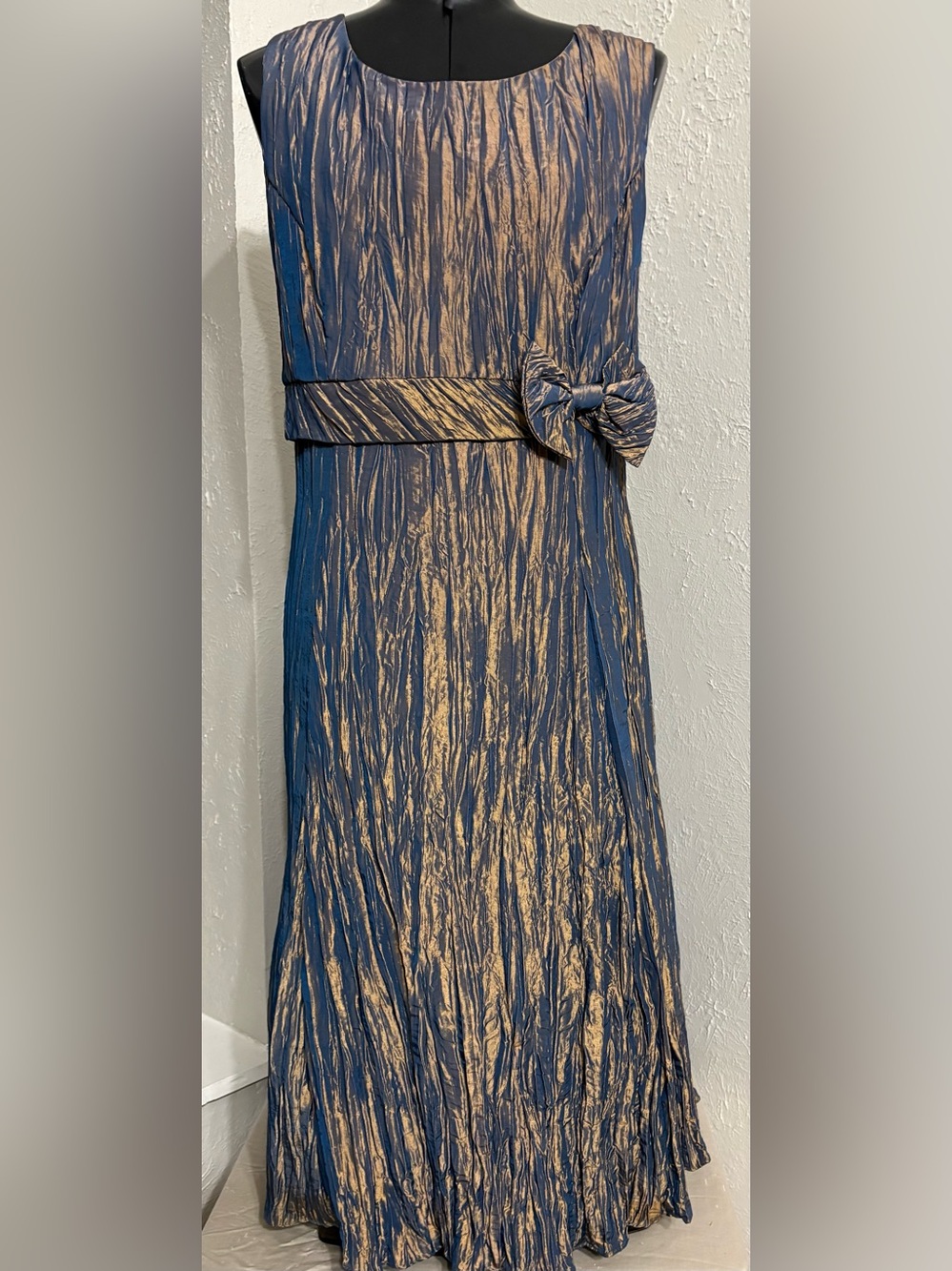 CACHET Vintage Iridescent Crinkle Taffeta Dress Blue Gold Shimmer Y2K Sz 12.